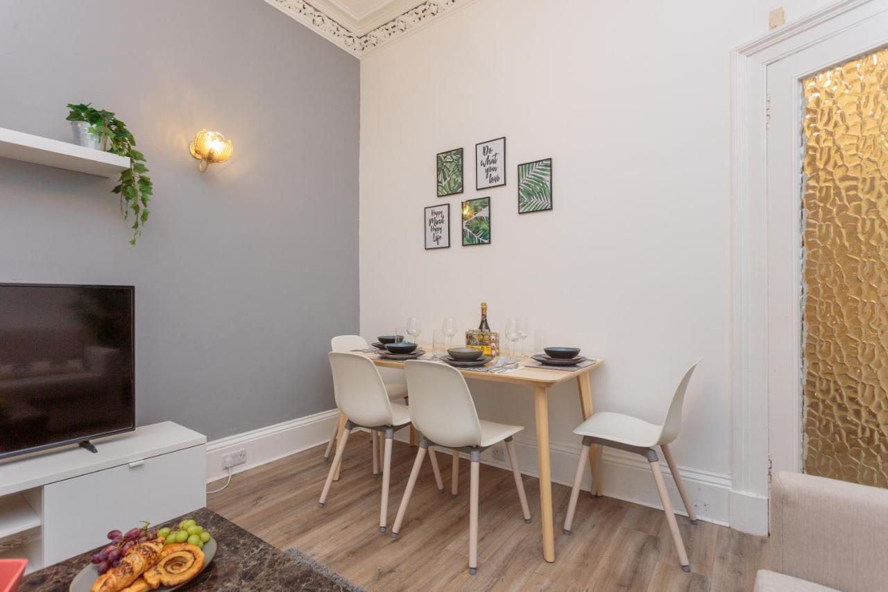Stylish Apartment At The Edge Of Meadows Park Edinburgh Exterior photo